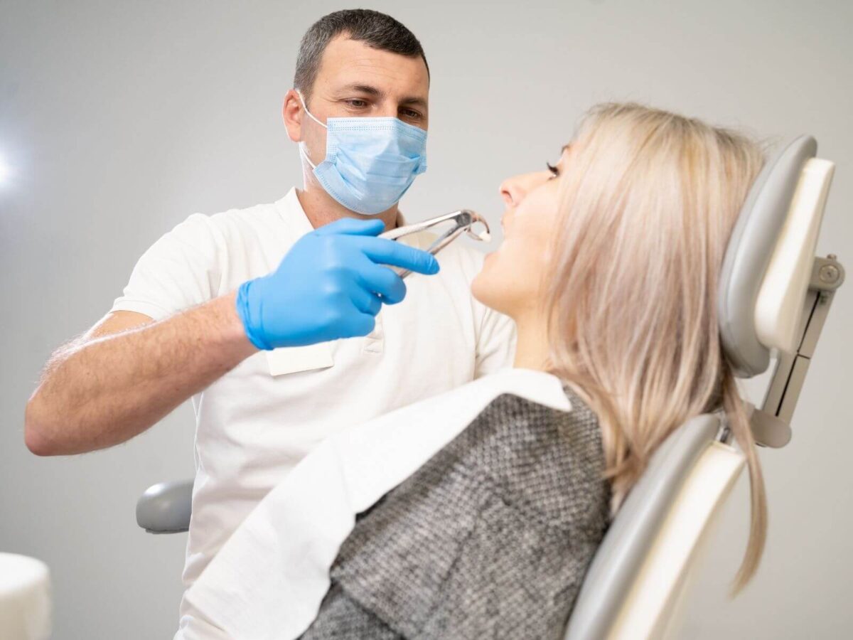 Wisdom Teeth Removal: A Complete Guide