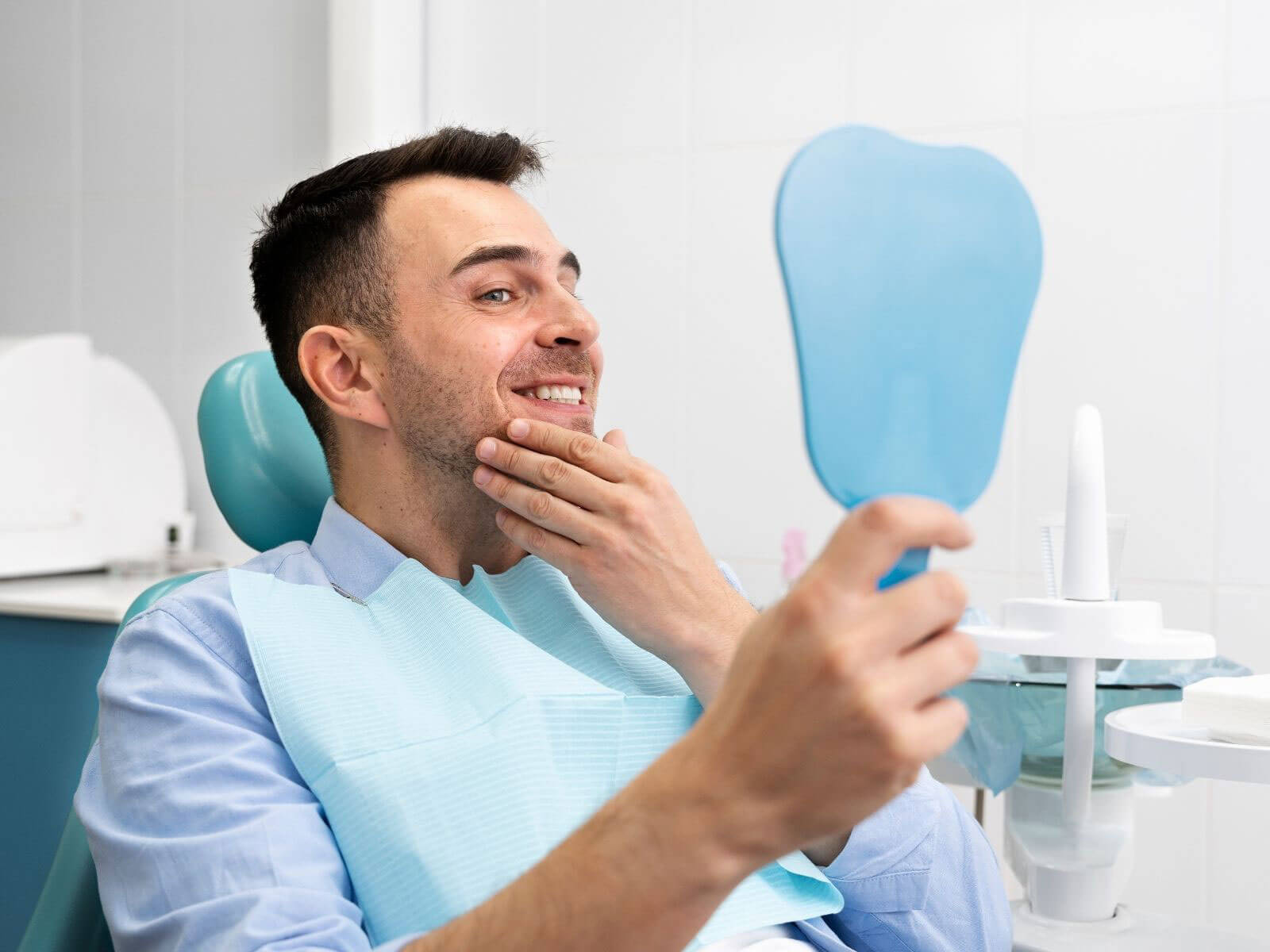 Dental Onlays vs Crowns: What’s Best for Damaged Teeth